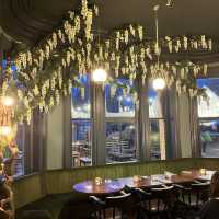 Traditional English Pub