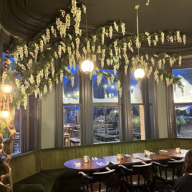 Traditional English Pub