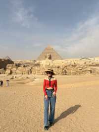 Giza pyramids 