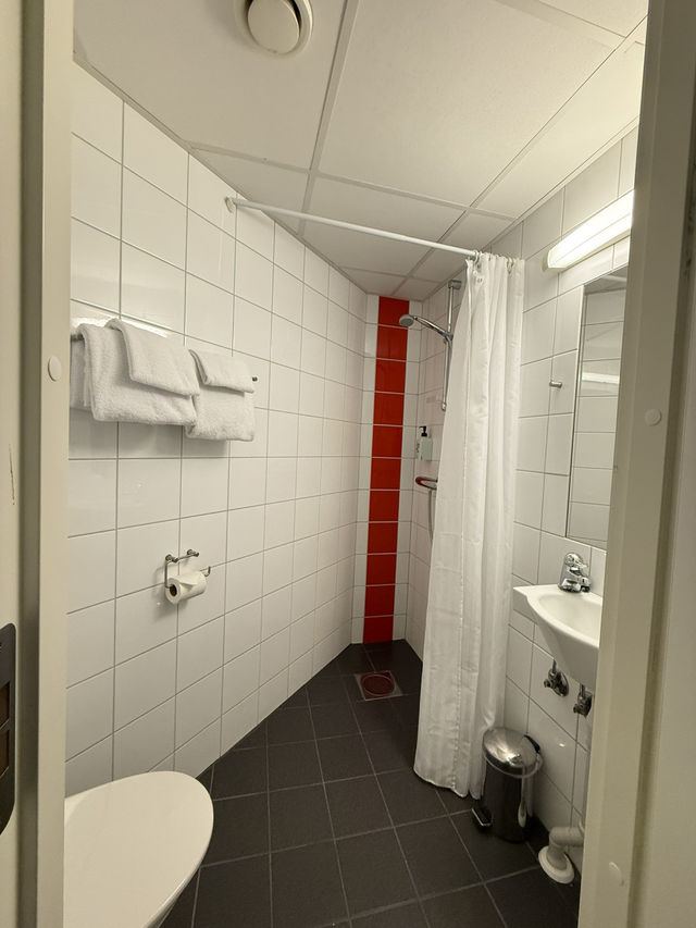 Comfortable Stay in the Heart of Tromsø with Great Amenities!