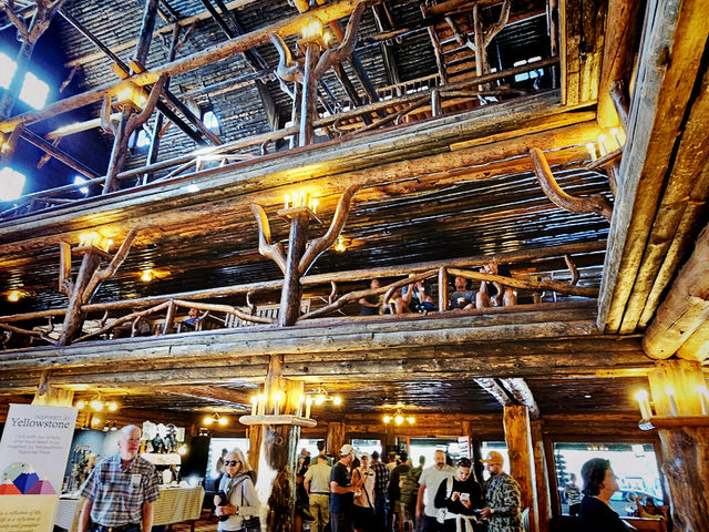 Yellowstone on a Budget: Steam, Stone & Stunning Sights Without Breaking the Bank