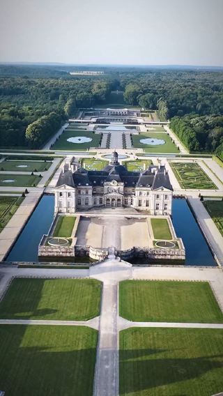 🏰 Château de Vaux‑le‑Vicomte – The Grand Baroque Inspiration