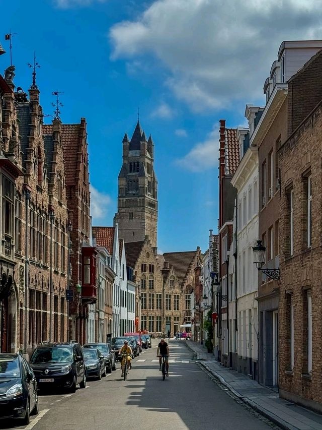 Bruges: A Fairytale Canal City Frozen in Time