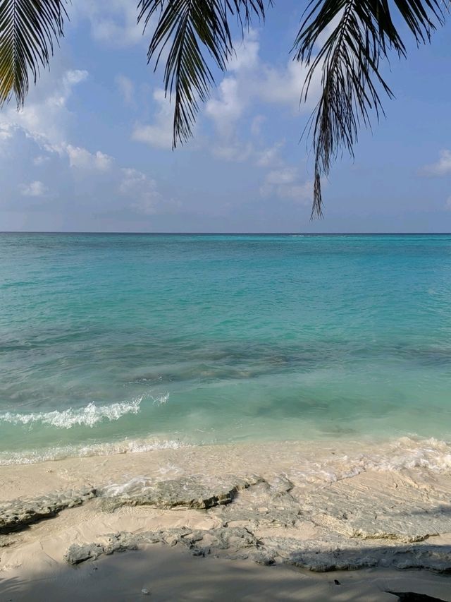 Dreamy Maldives Stay🌧️