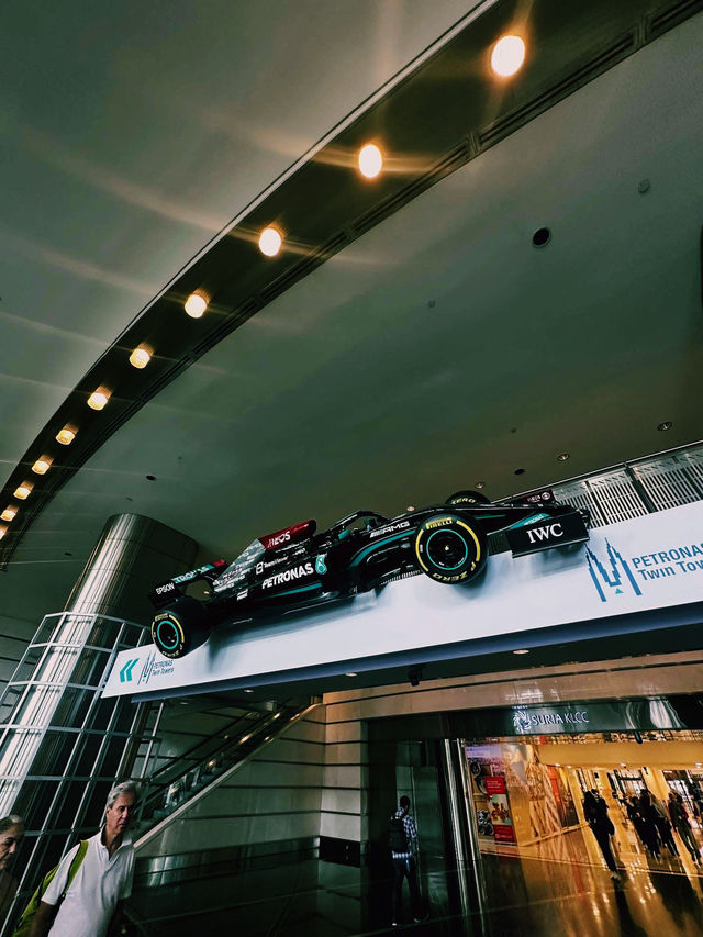 Kuala Lumpur on a Budget: Explore More, Spend Less! 🇲🇾 Kuala Lumpur on a Budget: Explore More, Spend Less! 🇲🇾