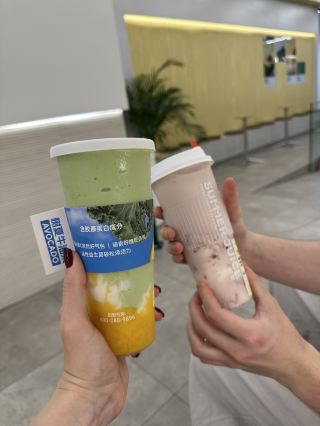 summer juice & bubble tea, barcelona 🧋🥑