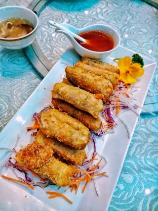 A Symphony of Flavors: Culinary Grandeur at Diamond Hotel Manila