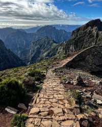 Discover the Enchanting Madeira Islands: Paradise in the Atlantic! 🏝️🌸