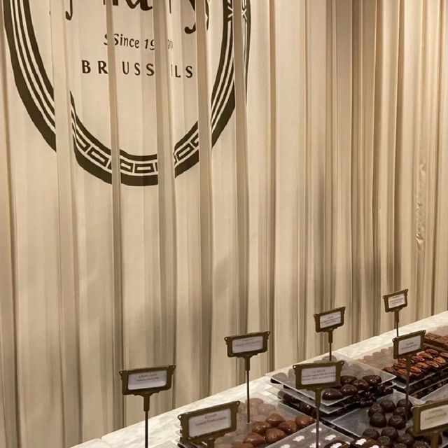 【布魯塞爾】美食天堂，夜景壯觀
