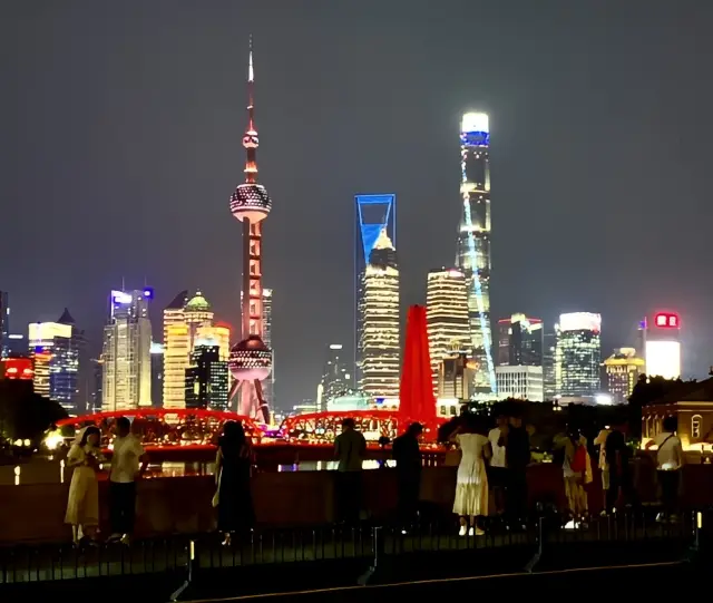 Shanghai's number one internet-famous bridge: Waibaidu Bridge