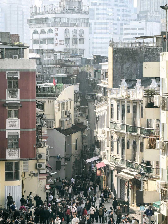 澳門旅行|在大三巴感受東西方建築藝術精華