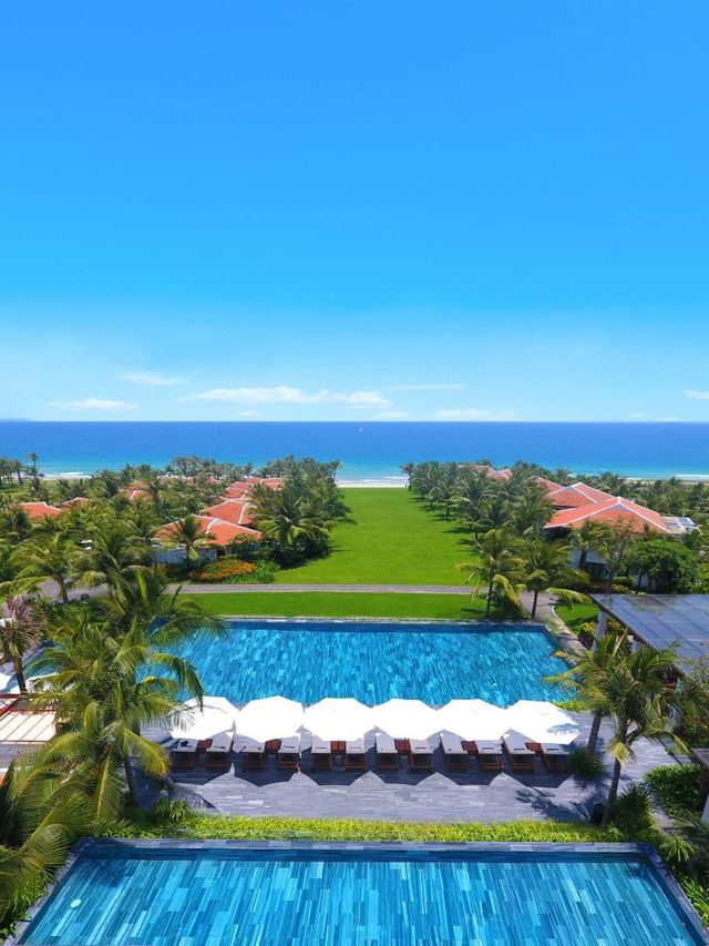 🌴 Nha Trang's Luxe Escape: The Anam Cam Ranh 📸