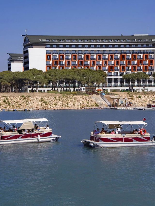 🌟 Luxe Sleeps in Lara: Trendy Hotel Picks 🌟