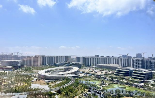 穿越魔都，自由上海，臨港錦江，太好住了