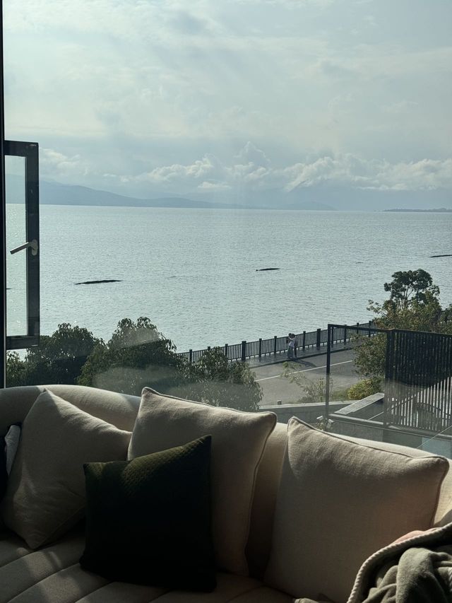 大理的慢活生活 環海路上的海景房。