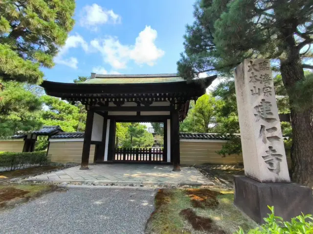 遊覽京都建仁寺，體驗傳統茶道文化課堂