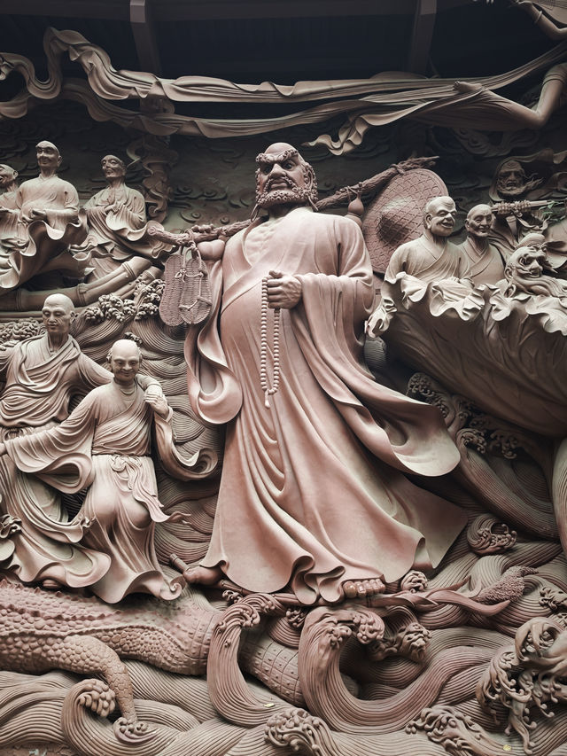 綿陽聖水寺石雕，刀筆之下神韵天成。