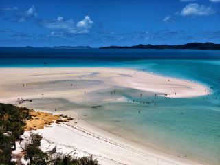 Whitsunday Islands: Australia's Dreamy Coastal Treasure!