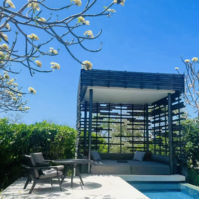 Share a hotel in Bali that won't make you feel heartbroken
