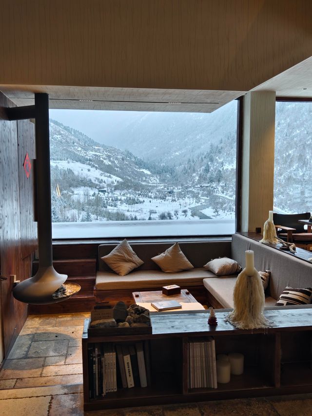 四姑娘山民宿大隱與跡