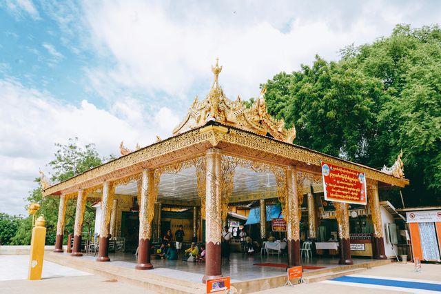 蒲甘卜帕耶寺（Bupaya Pagoda）