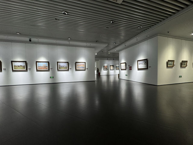 參觀哈藥當代美術館