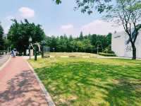 廣東省佛山市順德美術館：順德華僑城·盒子美術館。適合觀光旅遊、度假休閒等！