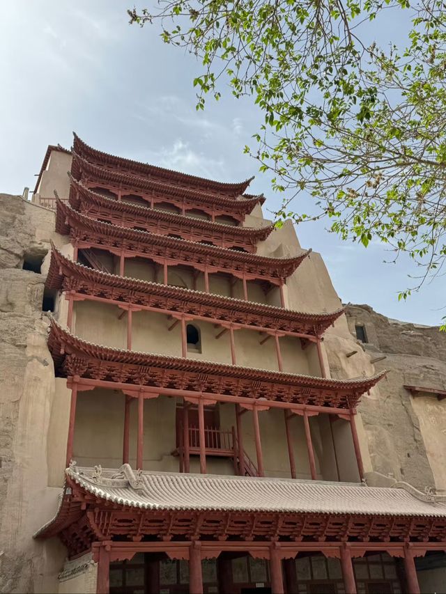 話雖然難聽,但呢個的確係敦煌嘅現狀 話雖然難聽,但呢個的確係敦煌嘅現狀