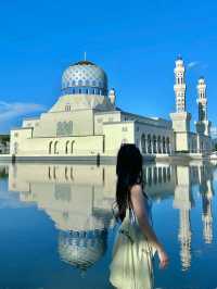 Malaysian blue Sabah 🪼🫧The floating mosque in Kota Kinabalu 😍