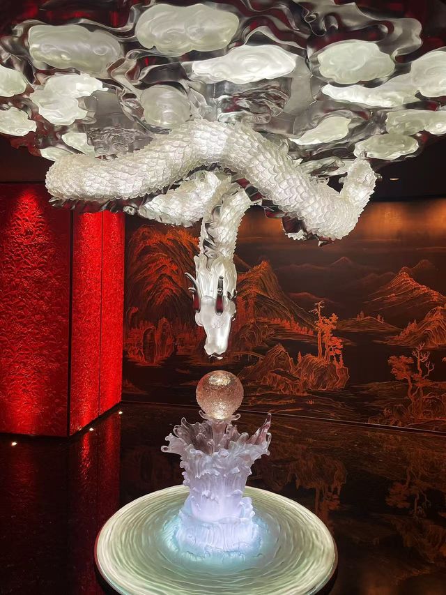 J酒店：雲端之上的奢華綺夢