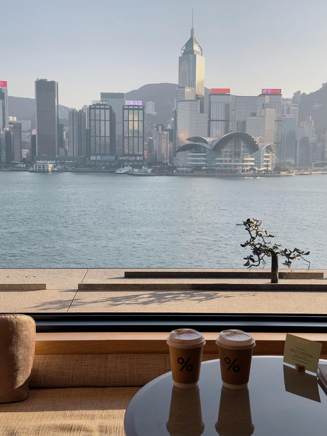🌅香港麗晶酒店｜把維港晨曦裝進房間的療癒體驗✨