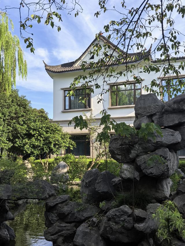 寧波新芝賓館,甬上老錢白月光,一枕江南 寧波新芝賓館,甬上老錢白月光,一枕江南