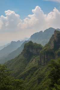 雲端仙境王莽嶺太行山最震撼的日出與掛壁公路！