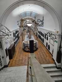 Splendid Museum with Ancient Wonders