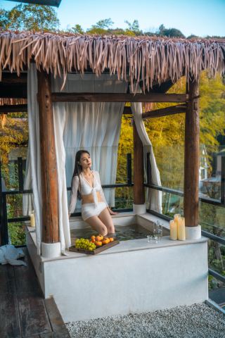This homestay in Anji makes me want to retire right here!