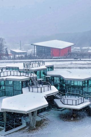 Stay at Changbai Mountain Deer Park! Wake up surrounded by little deer, a winter-exclusive romance!