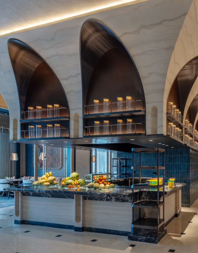 新疆首家洲際開業！2025必睡酒店來囉～