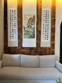 早晨推窗見雪山，這家民宿太治癒了