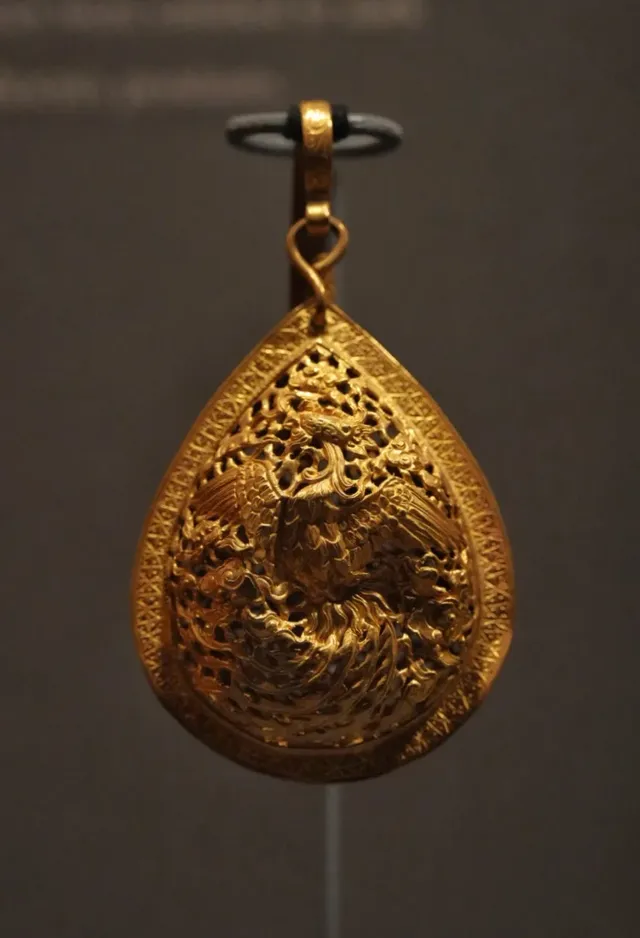 逛梁莊王珍藏館，被明代王室審美按頭種草