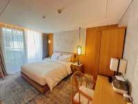 在陽台就可以看到蒼山上的白雪！