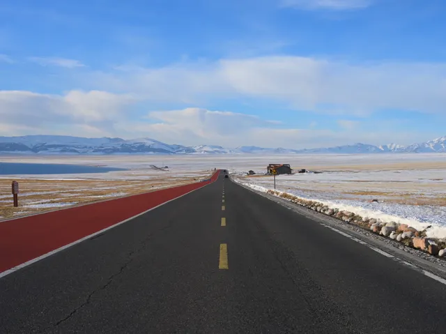 賽里木湖粉調彩霞時刻及拍攝位置