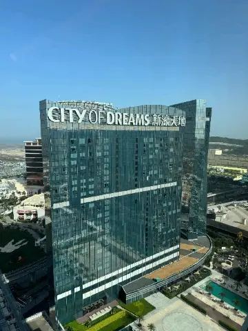 City of Dreams Macau Exploration: A Fusion of Glamour and Entertainment