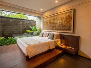 Menginap di vila dekat Pura Tanah Lot di Bali hanya dengan harga sedikit di atas 100 RMB per orang! Sungguh nilai yang luar biasa!