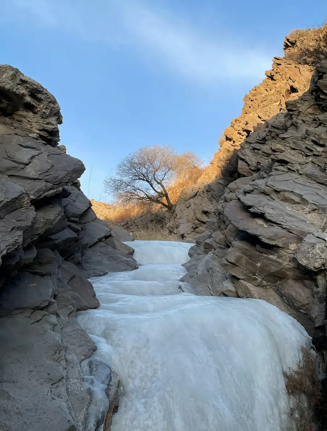 Kushuigou in Shizuishan | A wild canyon hidden in Helan Mountains for a million years, a lesser-known hiking secret