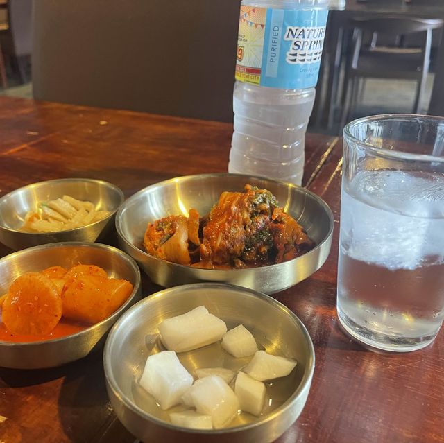 막탄 가이사노 그랜드몰 옆 “보글보글 떡볶이”