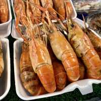 ของกินสดๆที่ตลาดสดธนบุรี