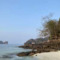 Hidden Long Beach - Phi Phi Island 