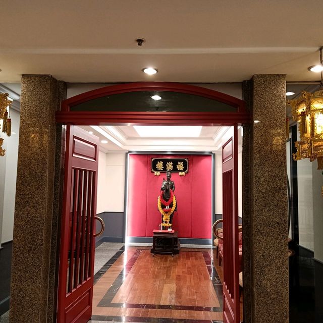 โรงแรมทวินทาวเวอร์ กรุงเทพ