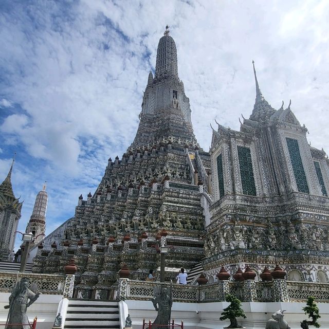 วัดอรุณราชวรารามราชวรมหาวิหาร