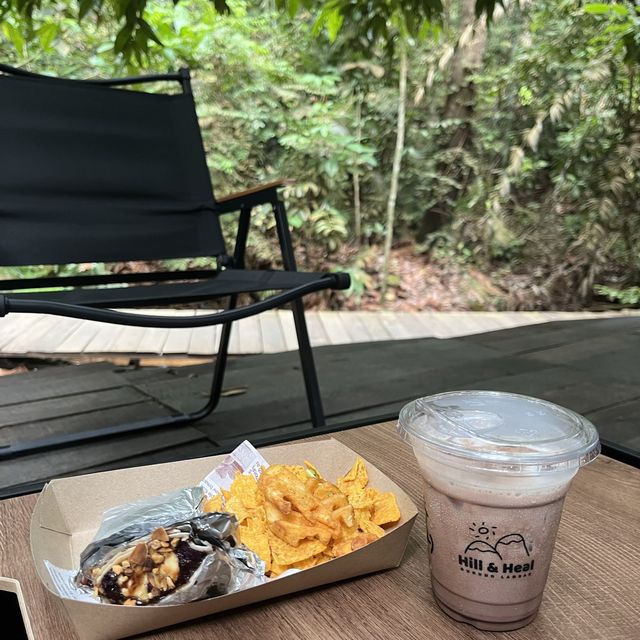 The Lush Cafe @ Gunung Lambak